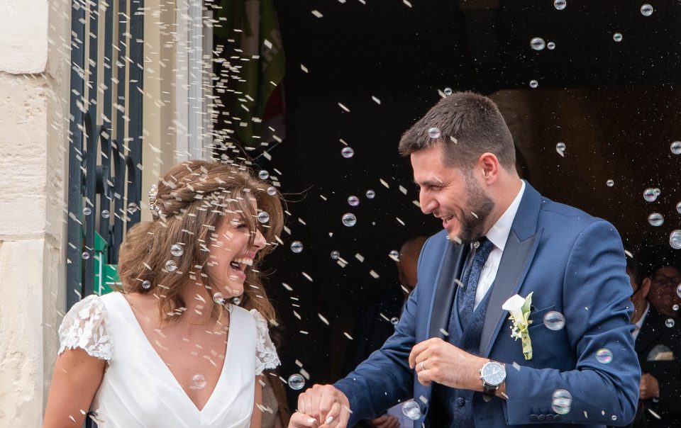 photographe de mariage haut de france aisne sortie eglise